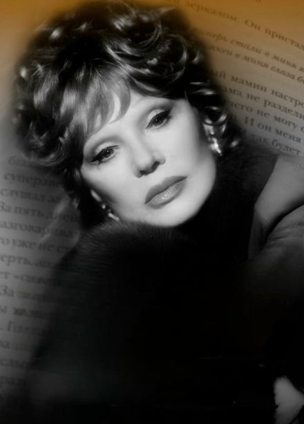 Моноспектакль «Людмила Гурченко. Я не затем сюда пришла чтобы молчать»