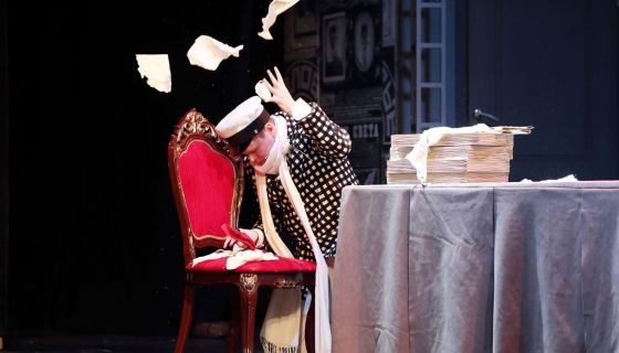 Спектакль «Двенадцать стульев»