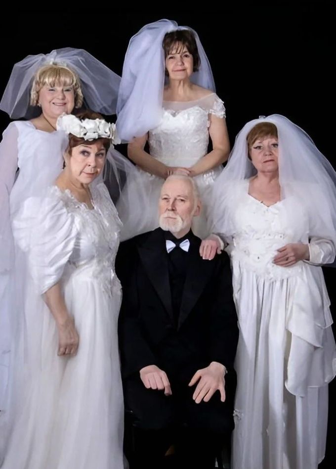 Спектакль «Женитьба. Почти по Гоголю»